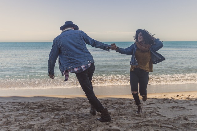 大人でも告白して付き合うのがおすすめ！